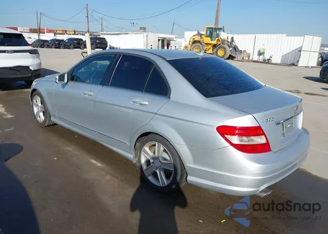 2011 Mercedes-Benz C 300 Sport из США, поврежденный, VIN WDDGF5EB8BA419432